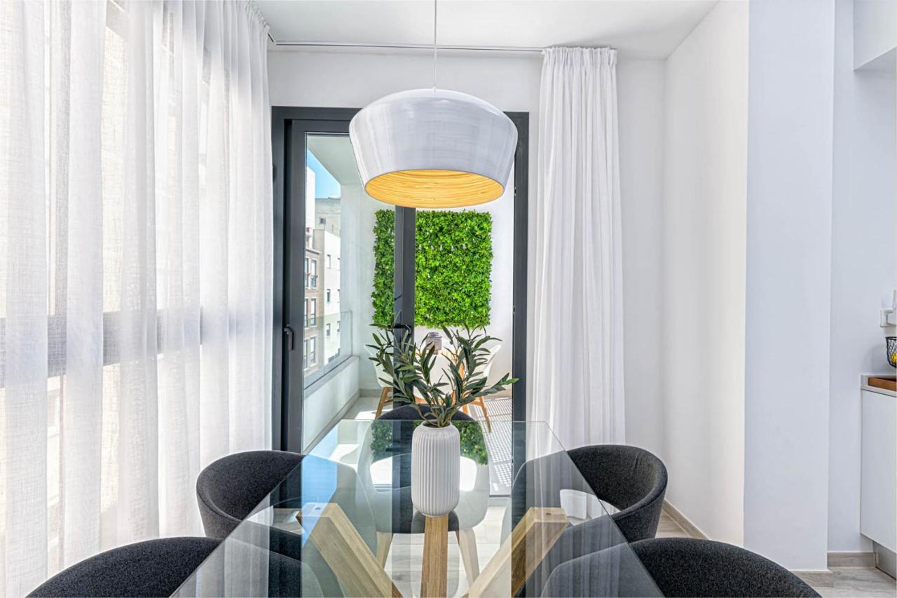 Constancia Apartment In Malaga By Solaga Holiday Homes エクステリア 写真