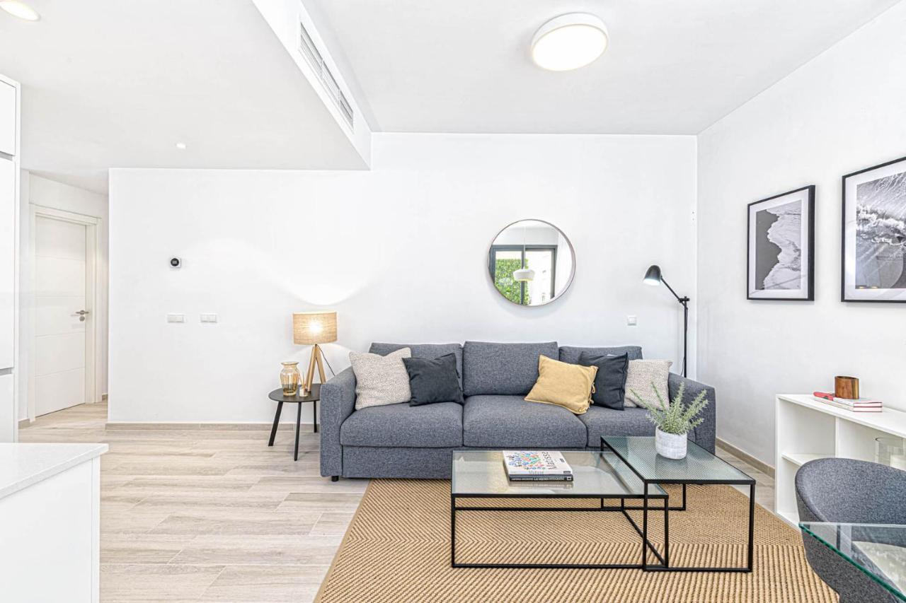 Constancia Apartment In Malaga By Solaga Holiday Homes エクステリア 写真